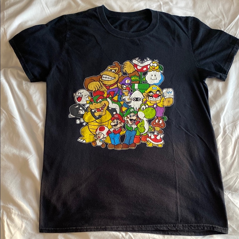Super Mario and friends Black Crewneck T-shirt